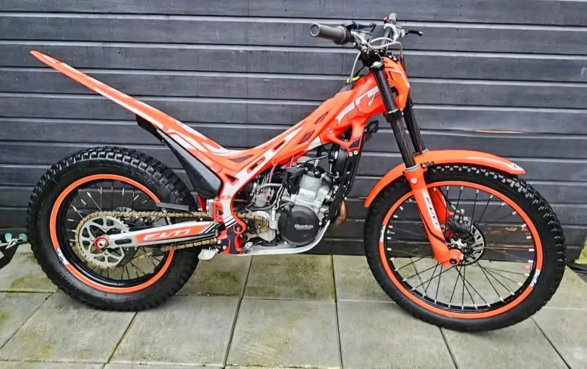 2023 Beta evo 300cc trials bike - Image 2