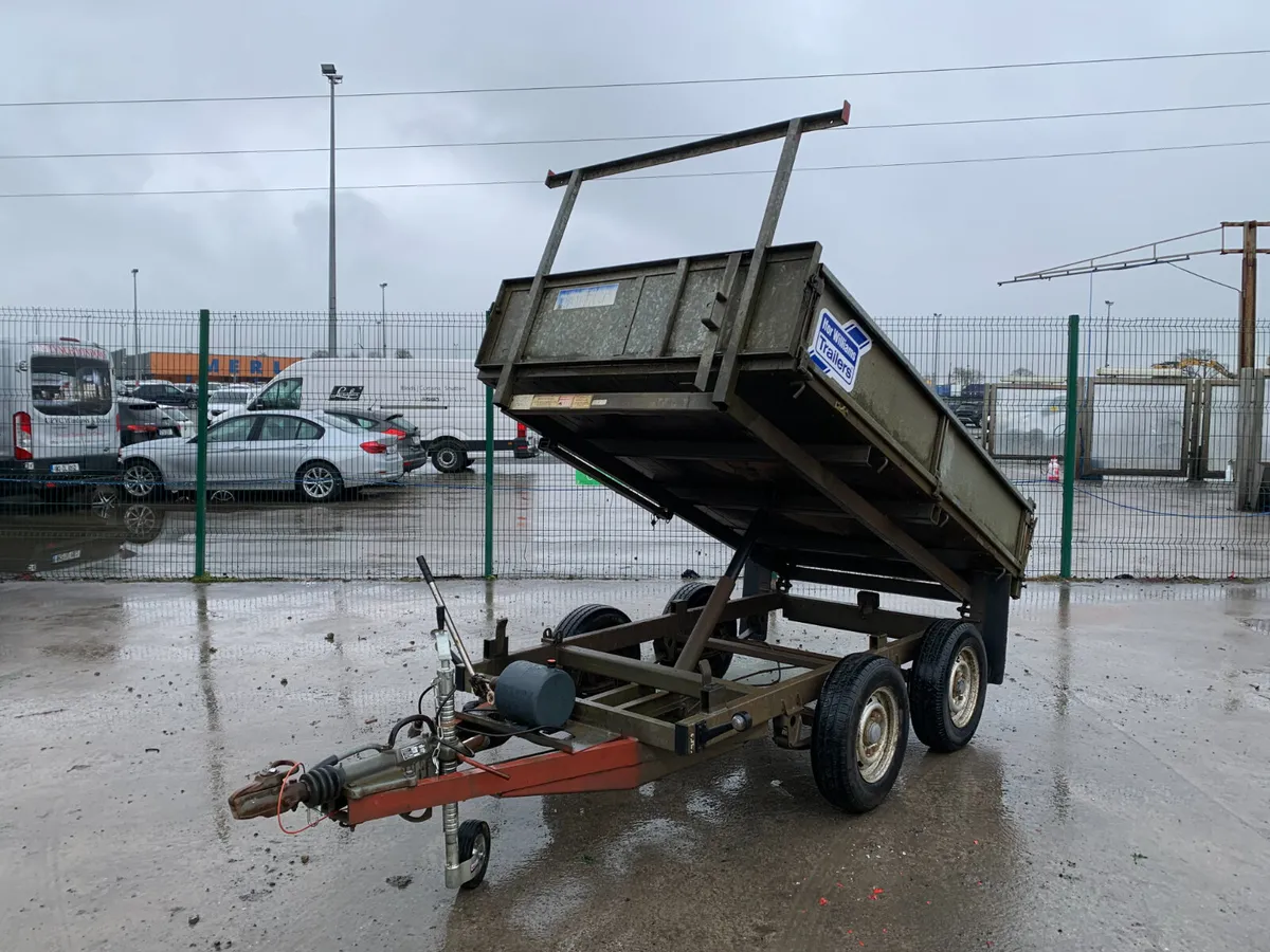 BID ONLINE NOW - IFOR WILLIAMS 8X5 TIPPER - Image 1