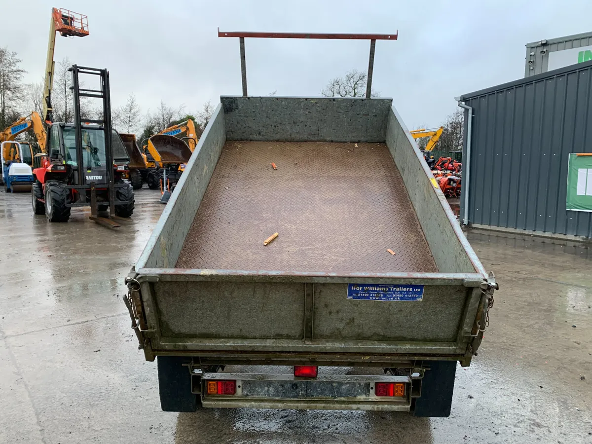 BID ONLINE NOW - IFOR WILLIAMS 8X5 TIPPER - Image 4