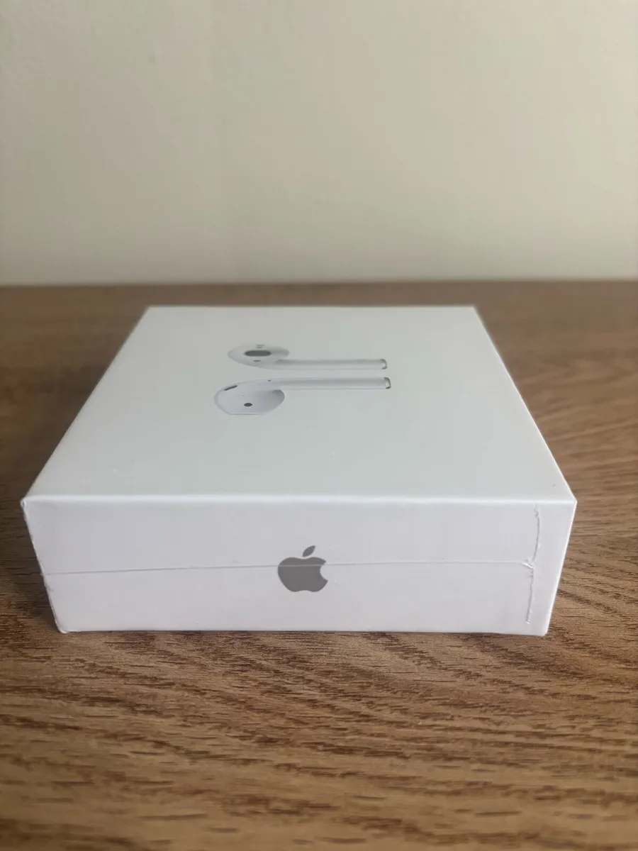 AirPods - Image 2