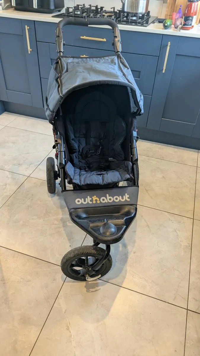 Out n about - Image 1