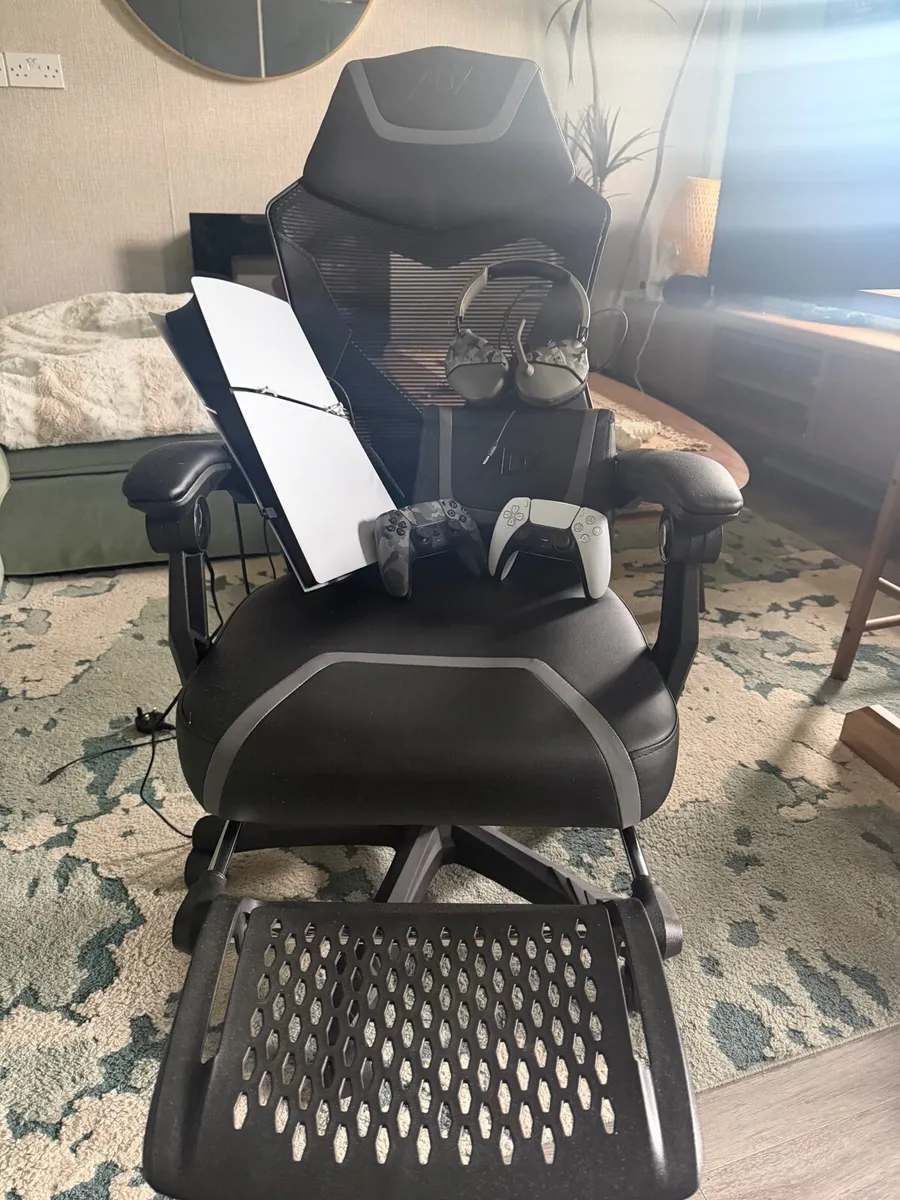 PlayStation 5 bundle - Image 2