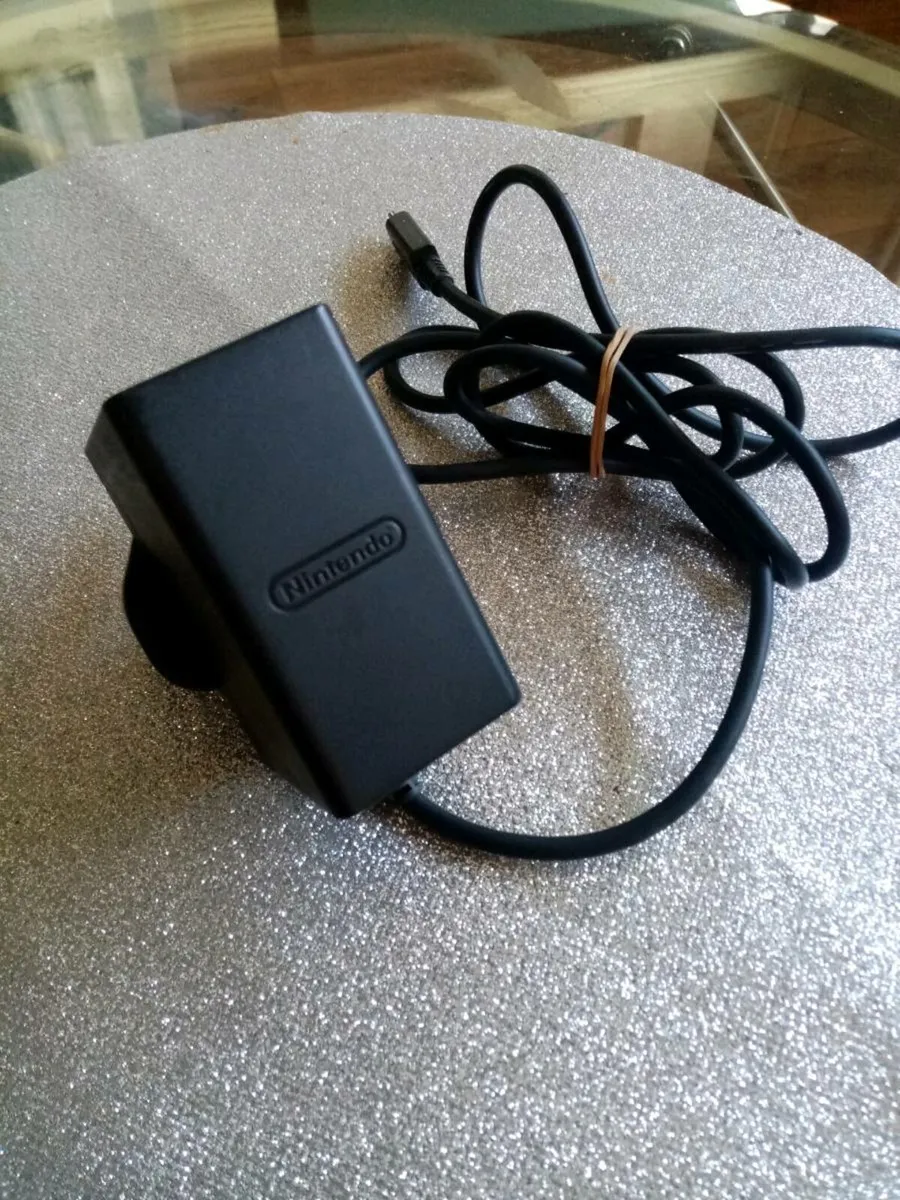 Genuine Nintendo Switch Mains Charger - Image 1