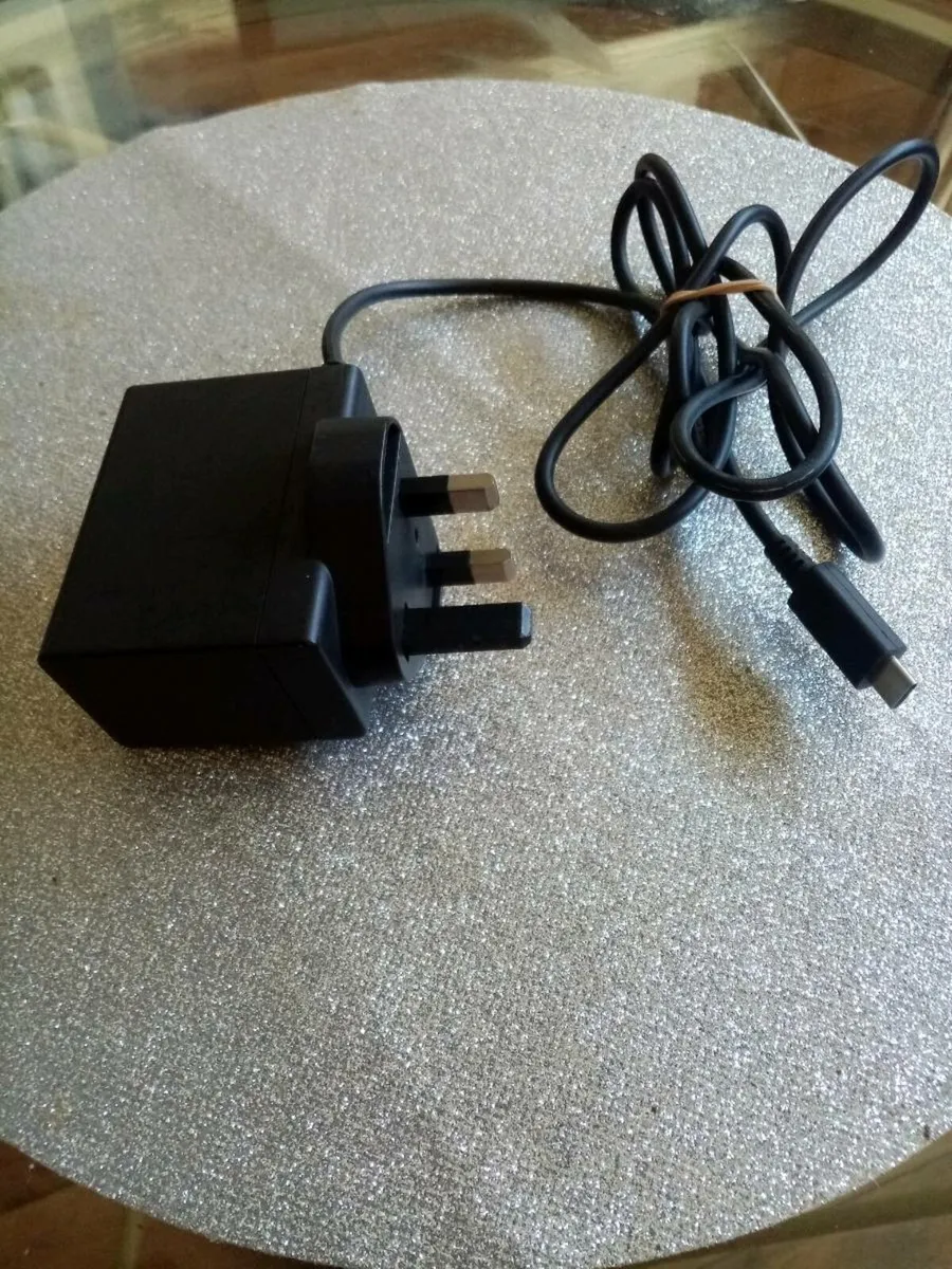 Genuine Nintendo Switch Mains Charger - Image 2