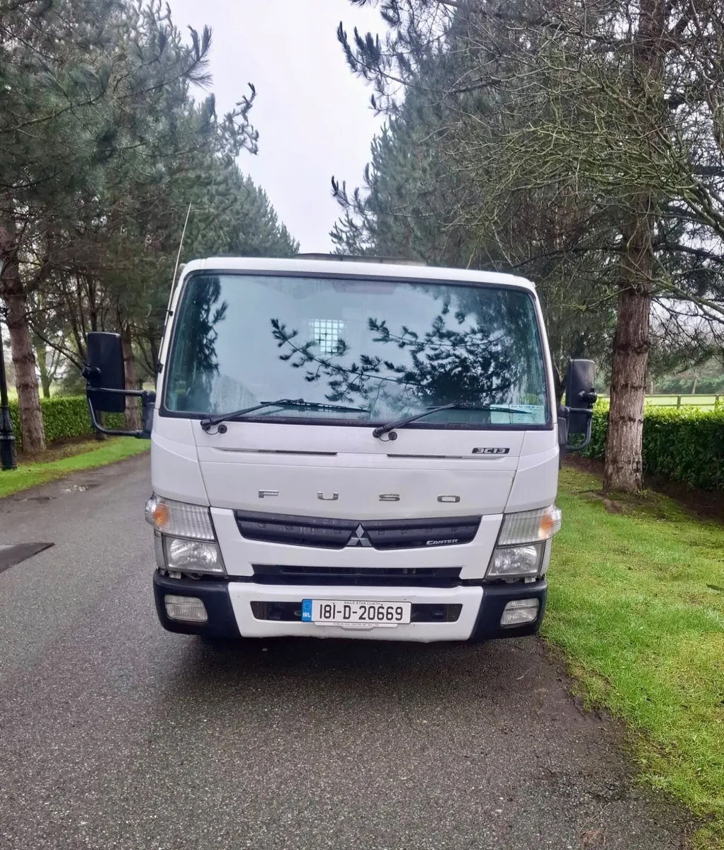 Fuso Canter Dropside Tail lift  2018 DOE 2/27 - Image 3