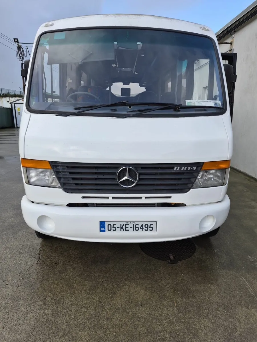 Mercedes-Benz Plaxton Cheetah 2005 33 Seater - Image 1