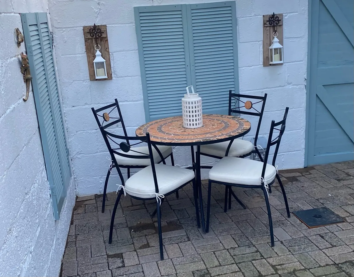 Garden Table & Chairs - Image 1