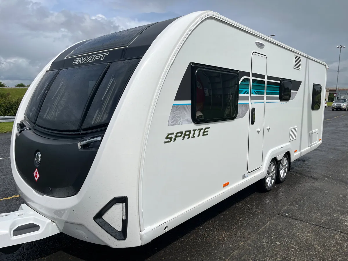 2025 SWIFT FB QUATTRO 6/7 BERTH TOURING CARAVAN - Image 2