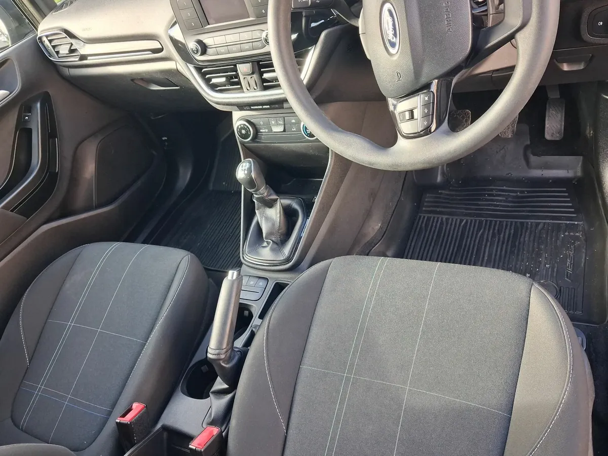 191 Ford Fiesta - Image 4