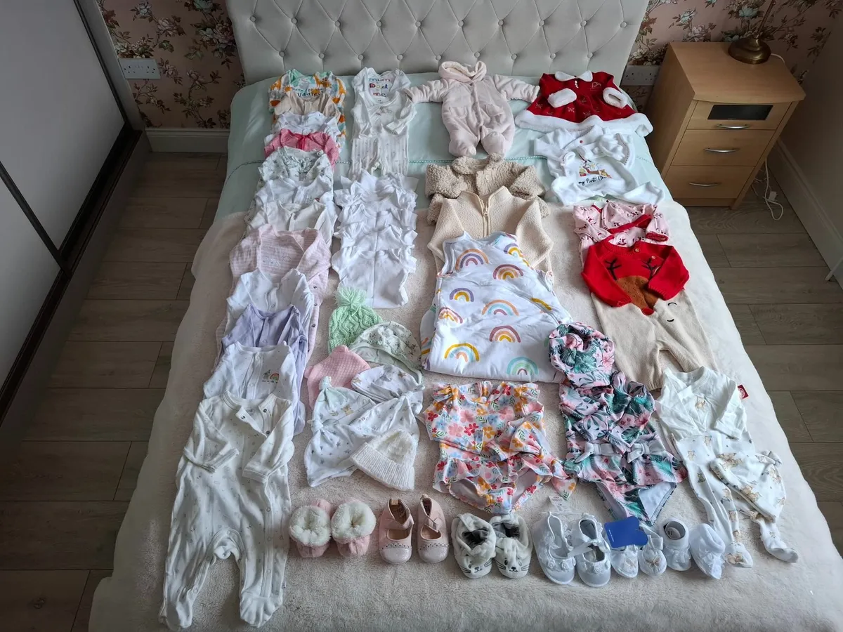 Baby girl clothes - Image 2