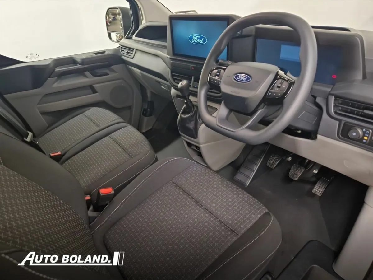 Ford Transit Custom *DEMO* Trend SWB 2.0L 136PS - Image 4