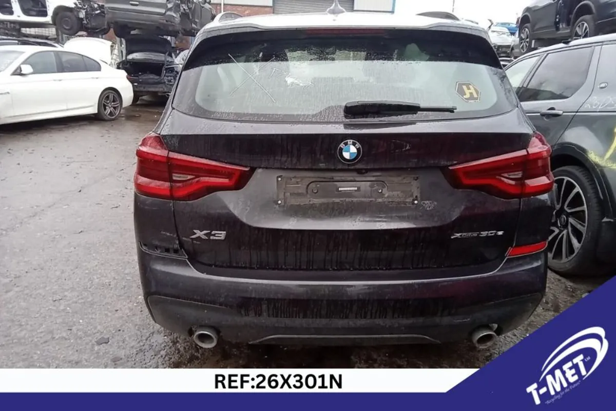 2021 BMW X3 BREAKING FOR PARTS - Image 2