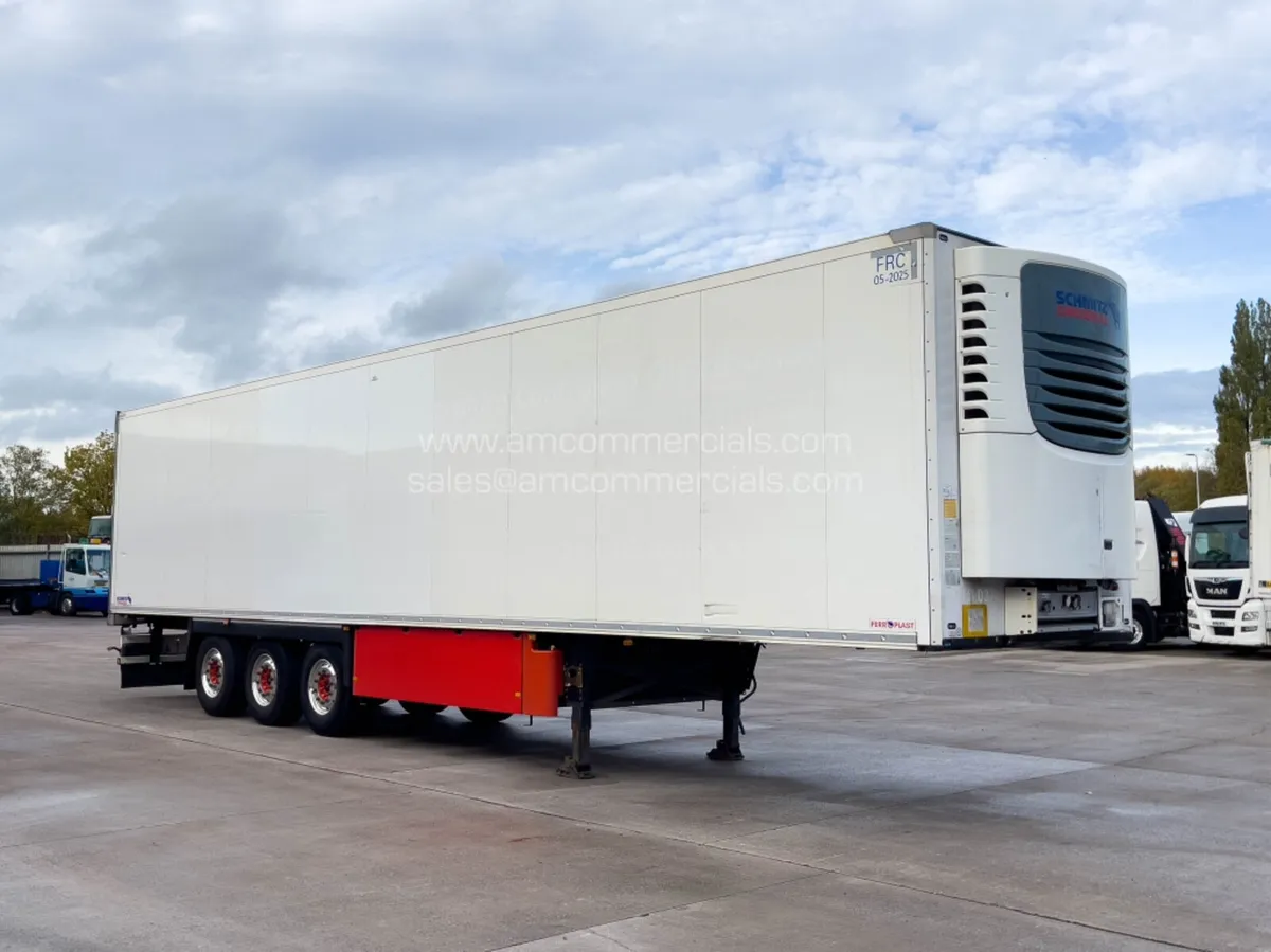 2019 SDC CARGOBULL MULTI TEMP TRI AXLE TRAILER - Image 1