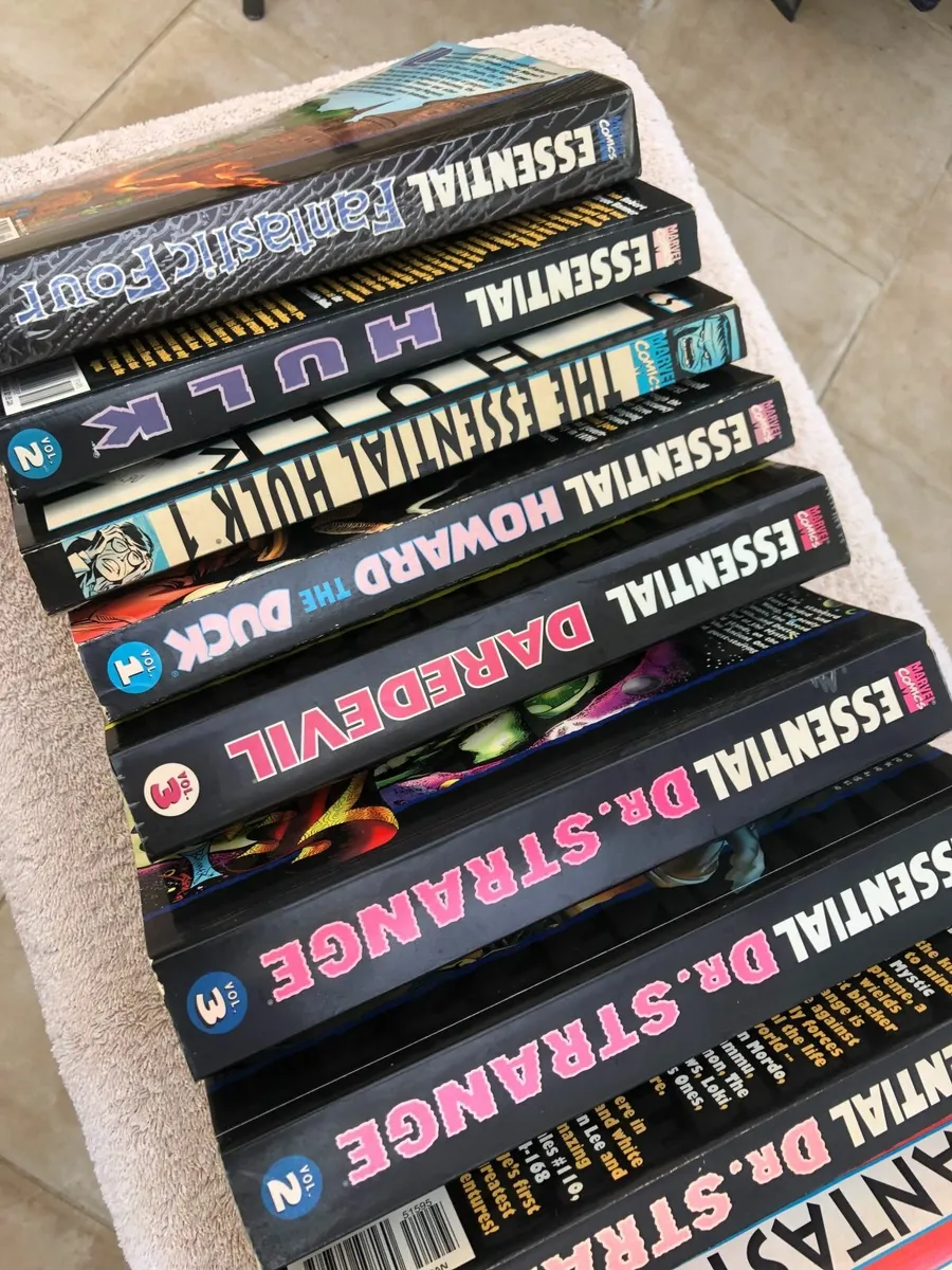 collection of Marvel annuals - Image 3