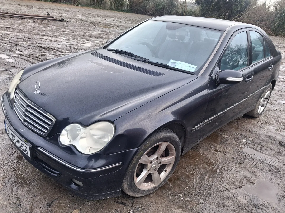 2007 Mercedes C-class parts - Image 1