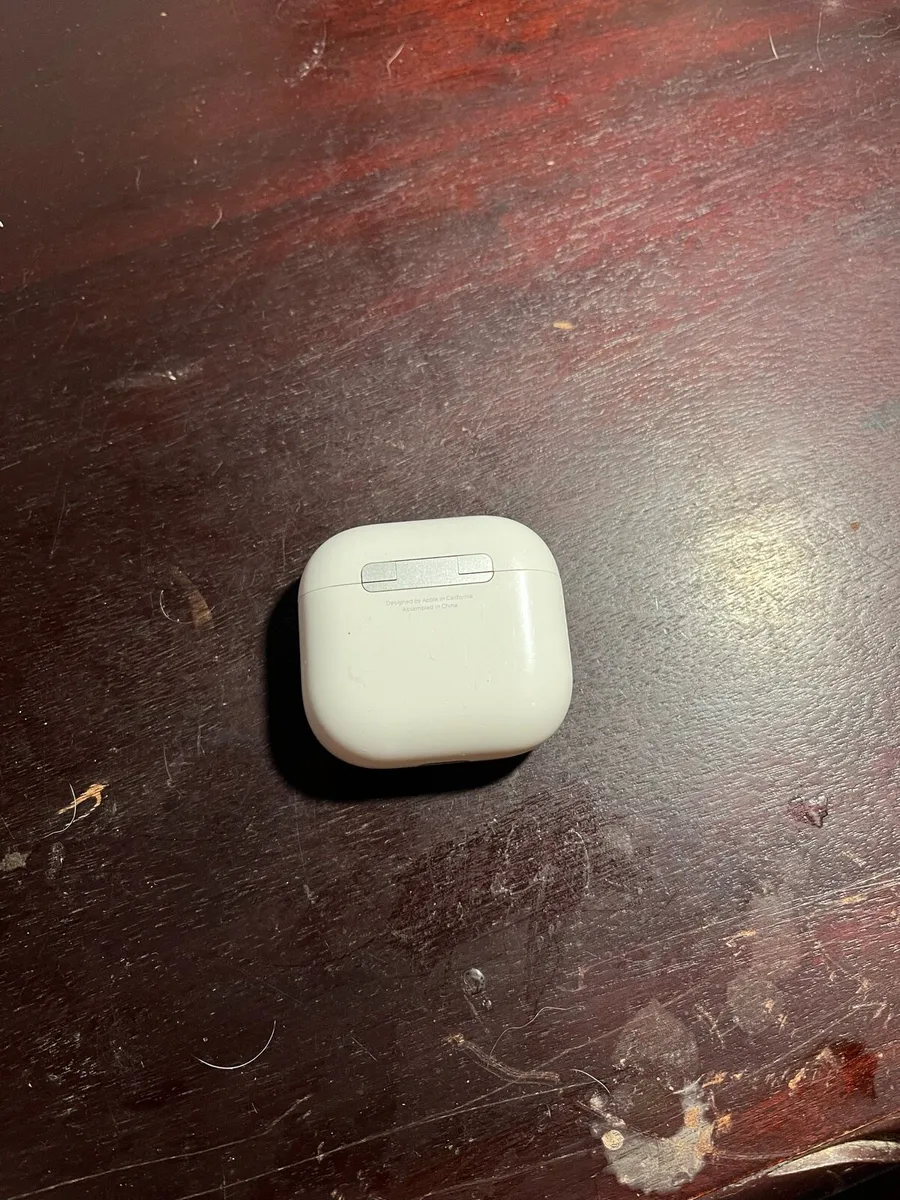 AirPods 4 - Image 4