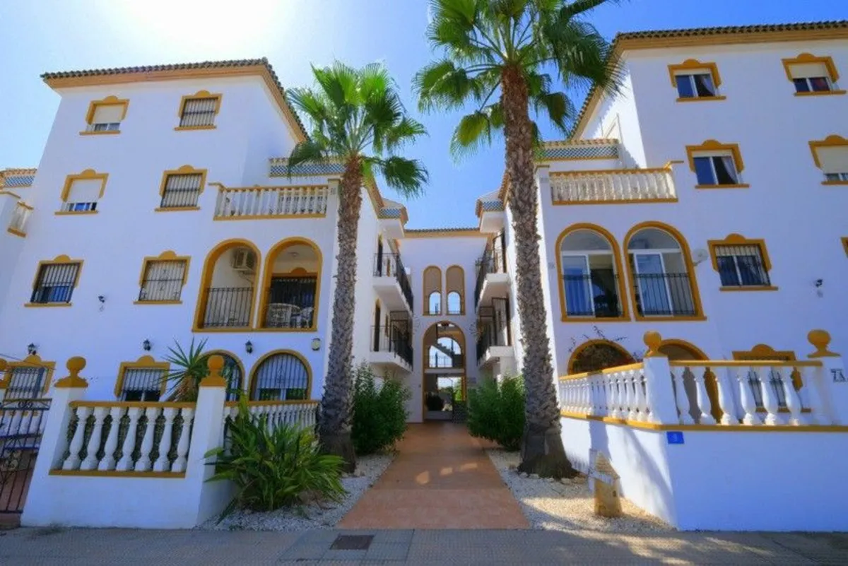Apartment for rent in La Zenia - Image 1