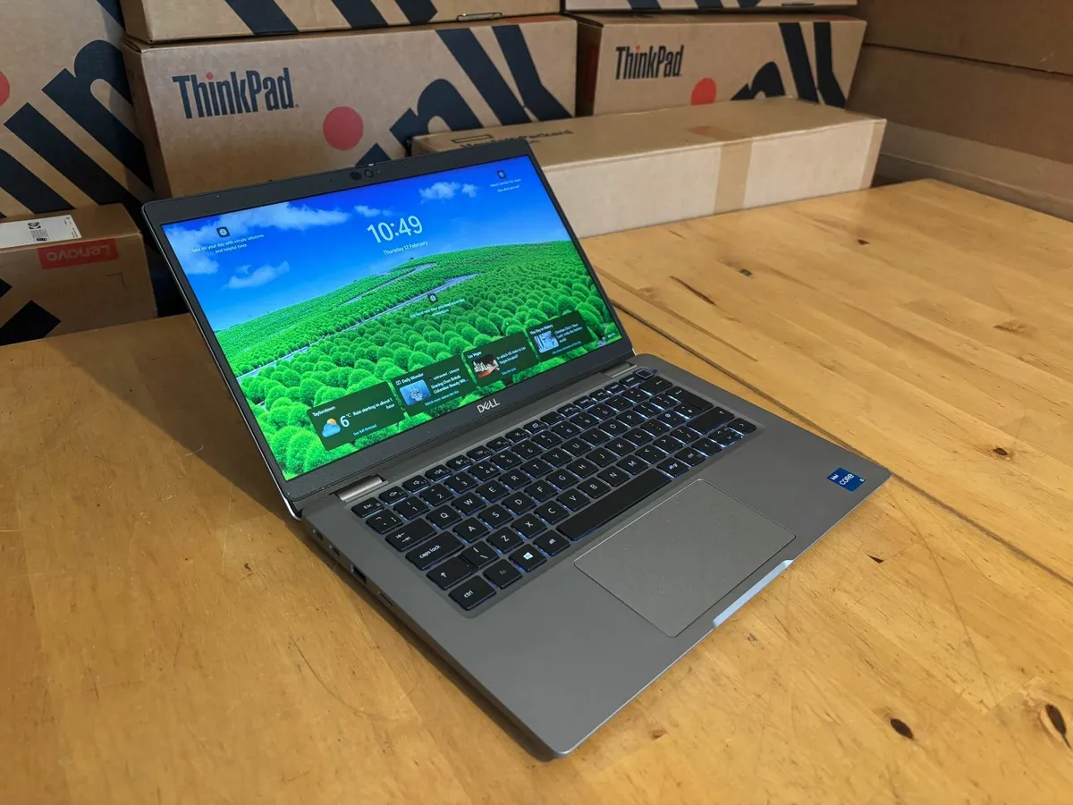 Dell Latitude 5320 Ultrabooks-16Gb-13.3"-Win 11 - Image 1