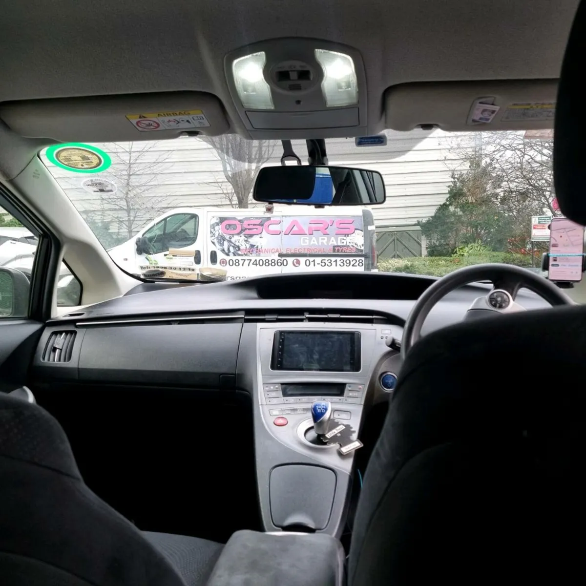 Taxi for rent - Image 4