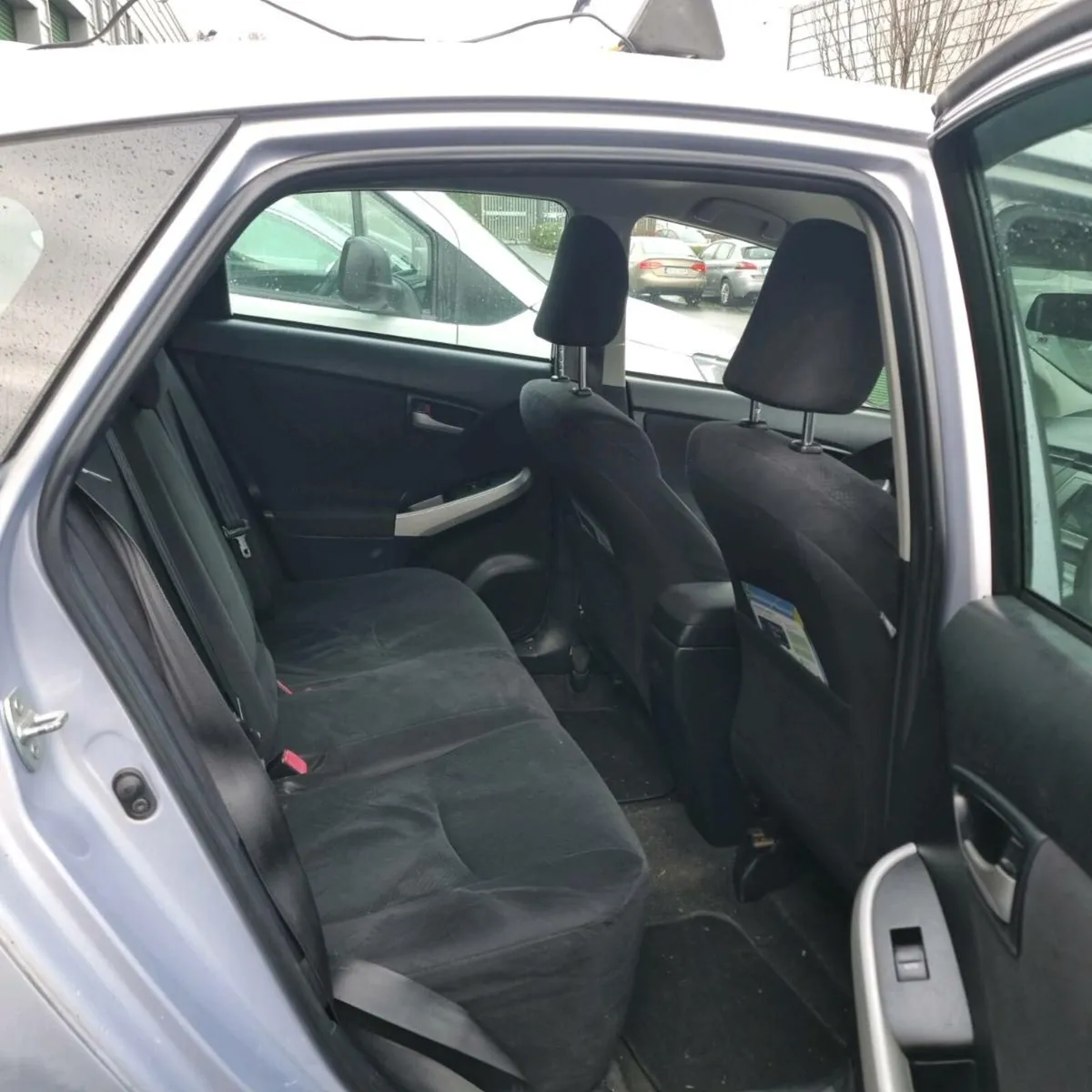 Taxi for rent - Image 3