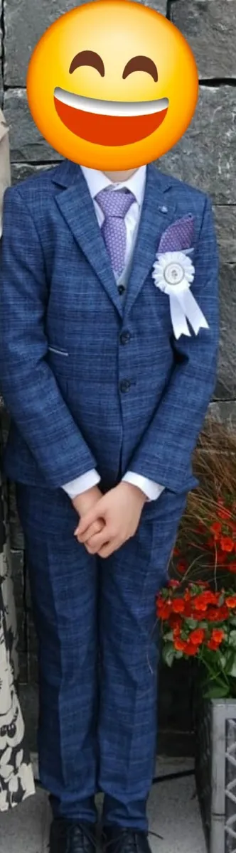 First Communion suit - Size 9 - Image 2