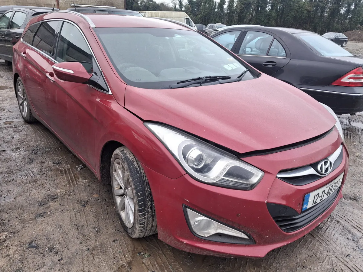 2012 Hyundai I40 Estate parts - Image 1