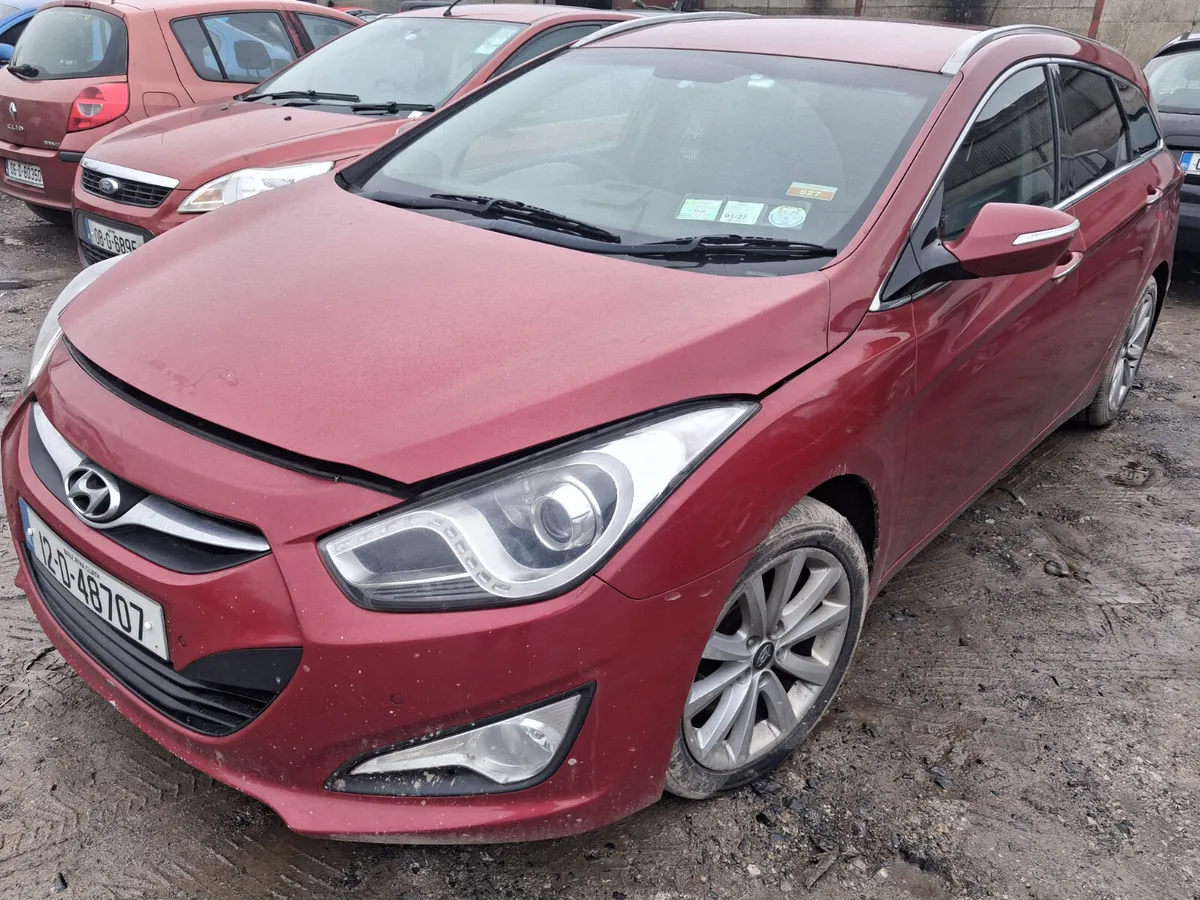 2012 Hyundai I40 Estate parts - Image 2