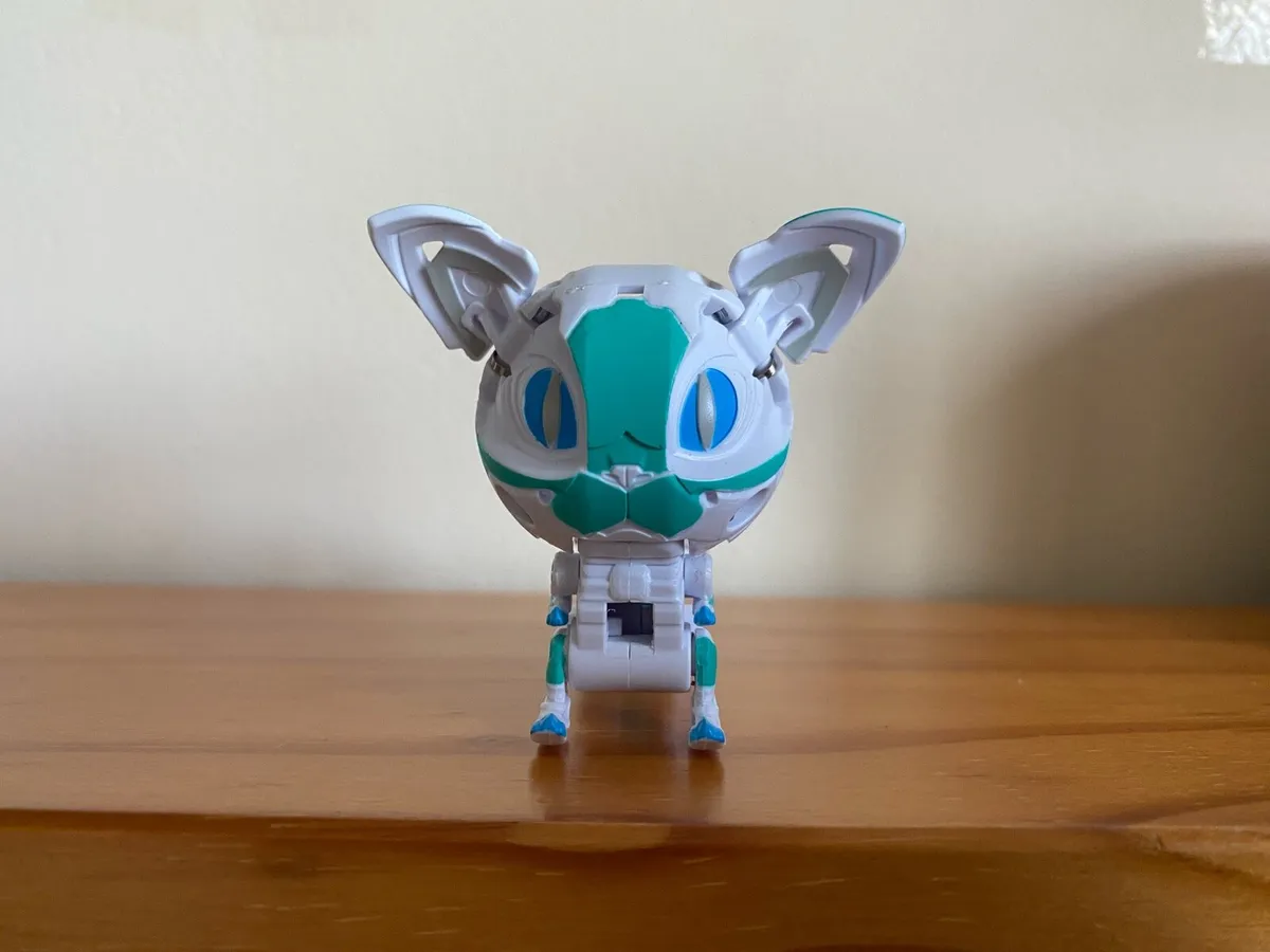 Action Figures set of 3 Bakugans & Cards Game - Image 3