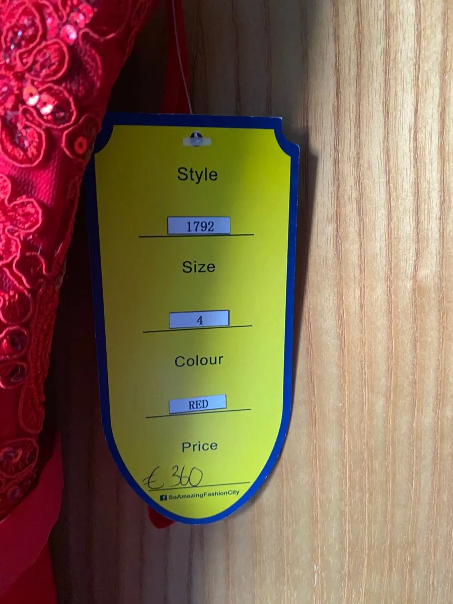 Debs dress - Image 2