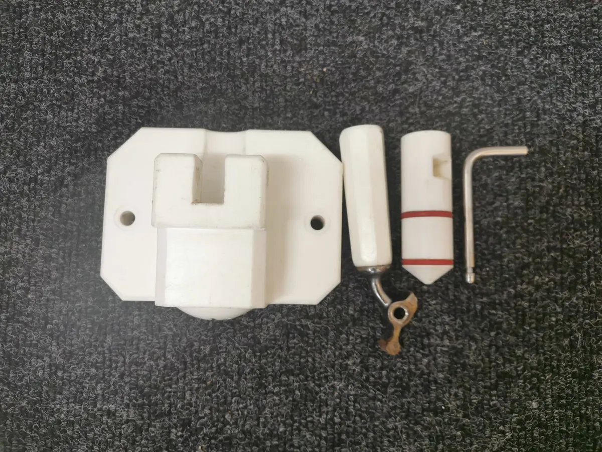 CARPIGIANI ICE CREAM MACHINE DESPENSING HEAD - Image 1