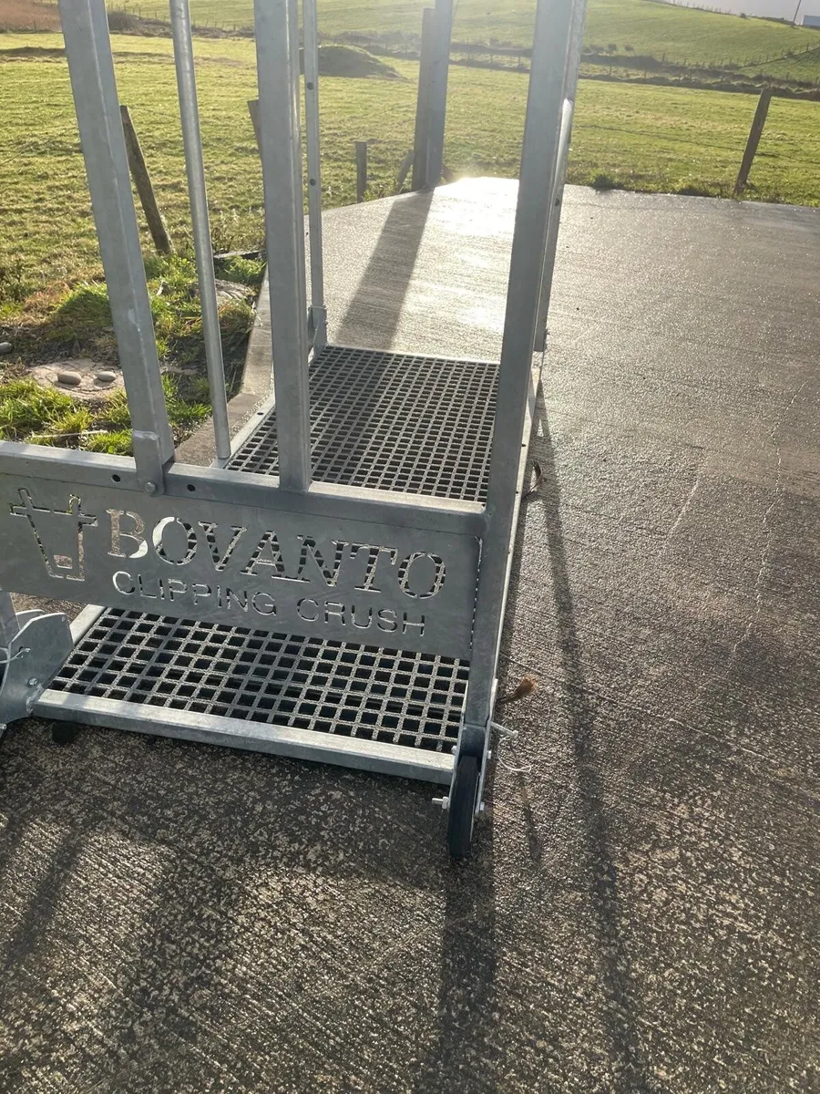 Farm equipment - Image 1