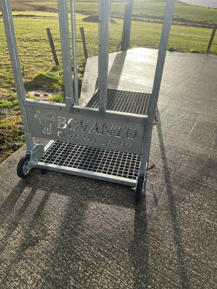 Farm equipment - Image 2