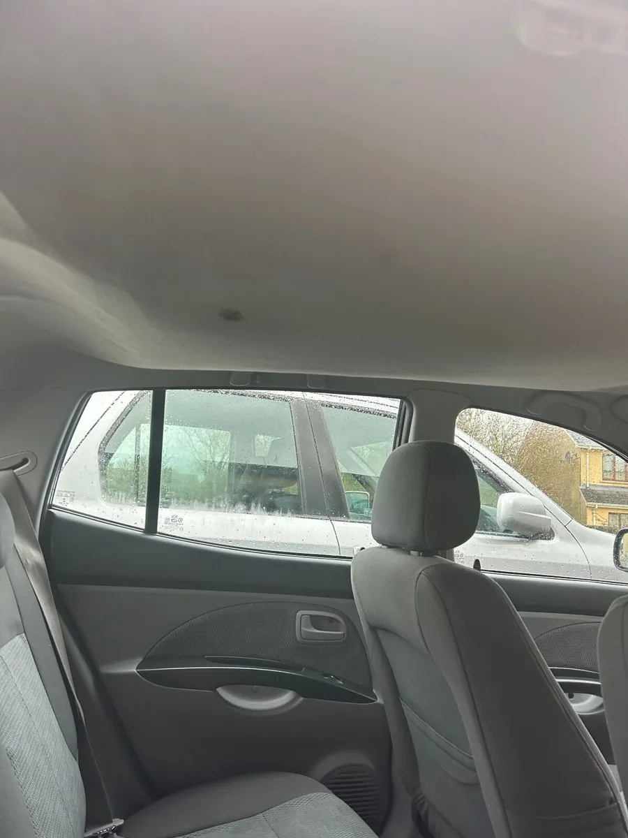 Automatic Kia Picanto for scrap or project - Image 3