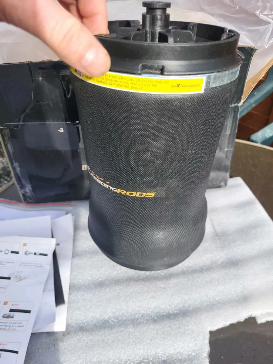 new rear Range Rover airbag - Image 4