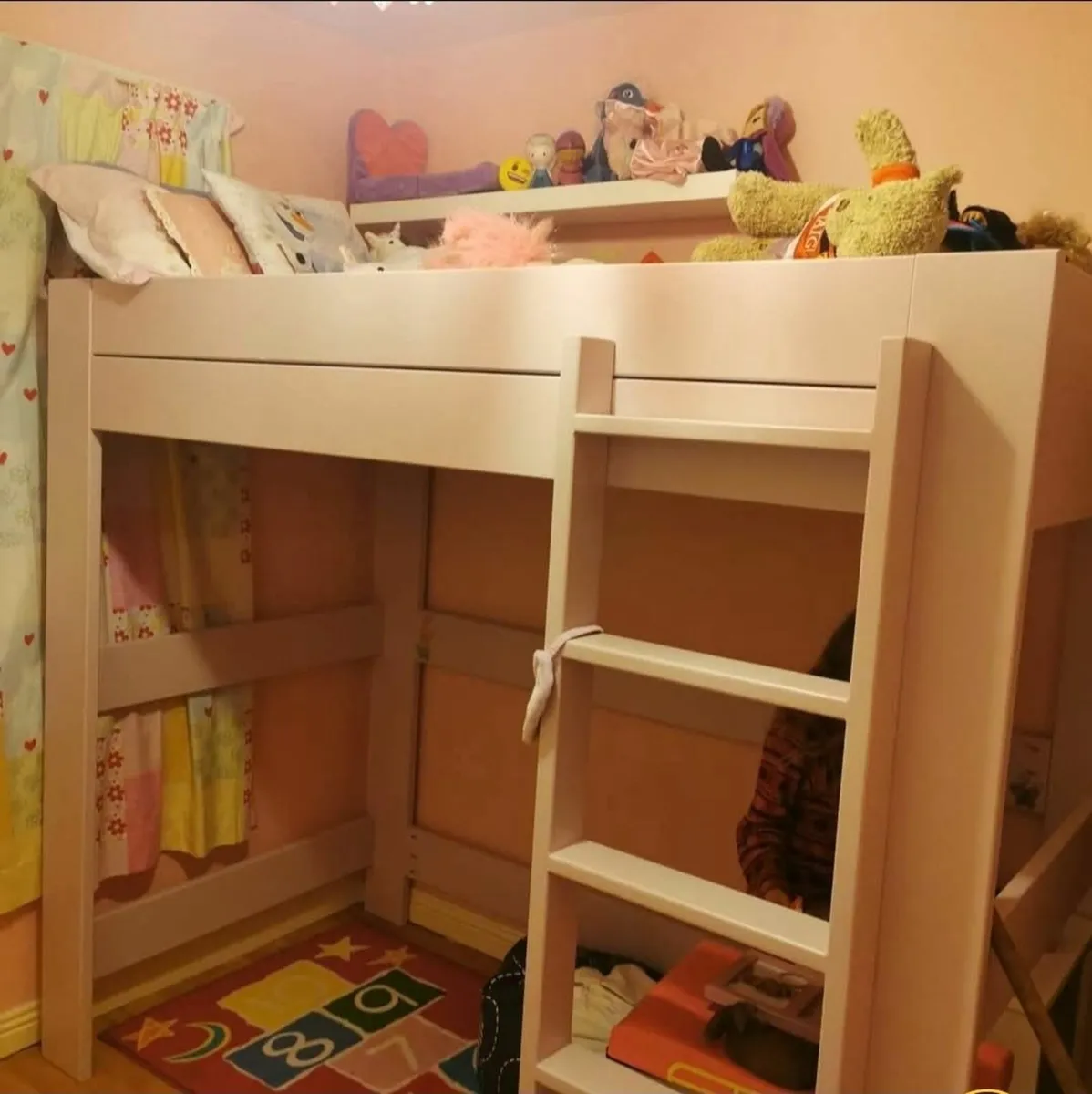 High-rise bed - Image 1