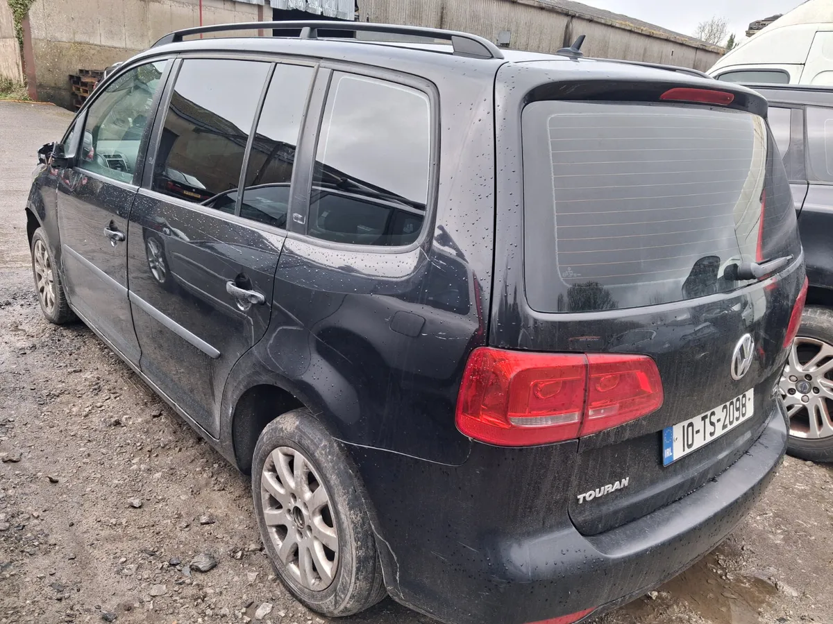 2010 Volkswagen Touran parts - Image 4