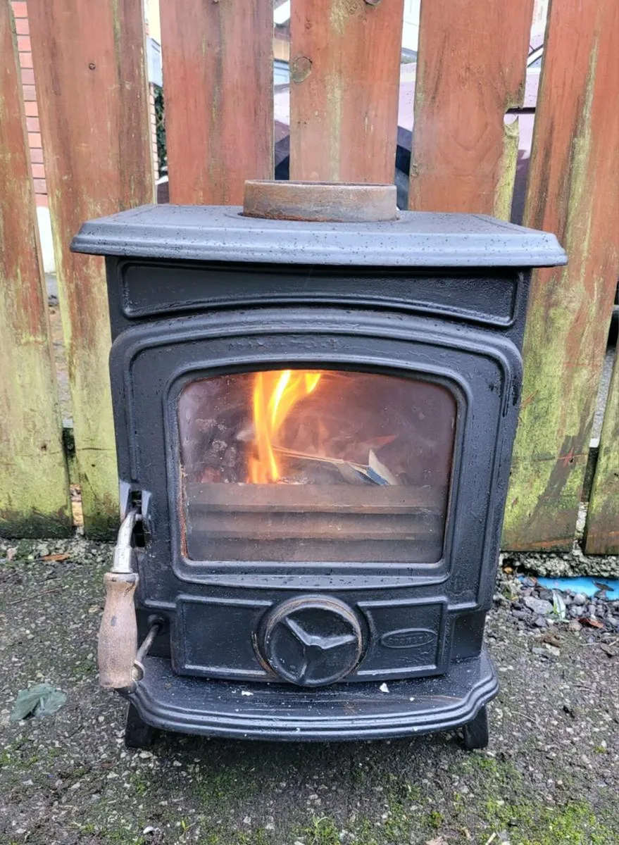 Stove - Image 1