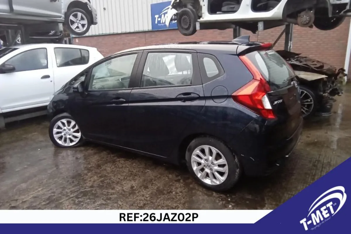 2020 HONDA JAZZ BREAKING FOR PARTS - Image 3
