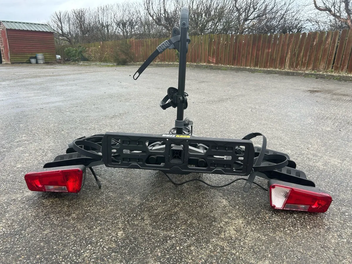 Tow bar bike rack carrier - Image 1
