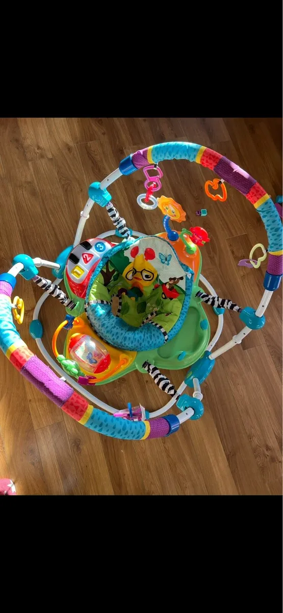 Jumperoo - Image 2
