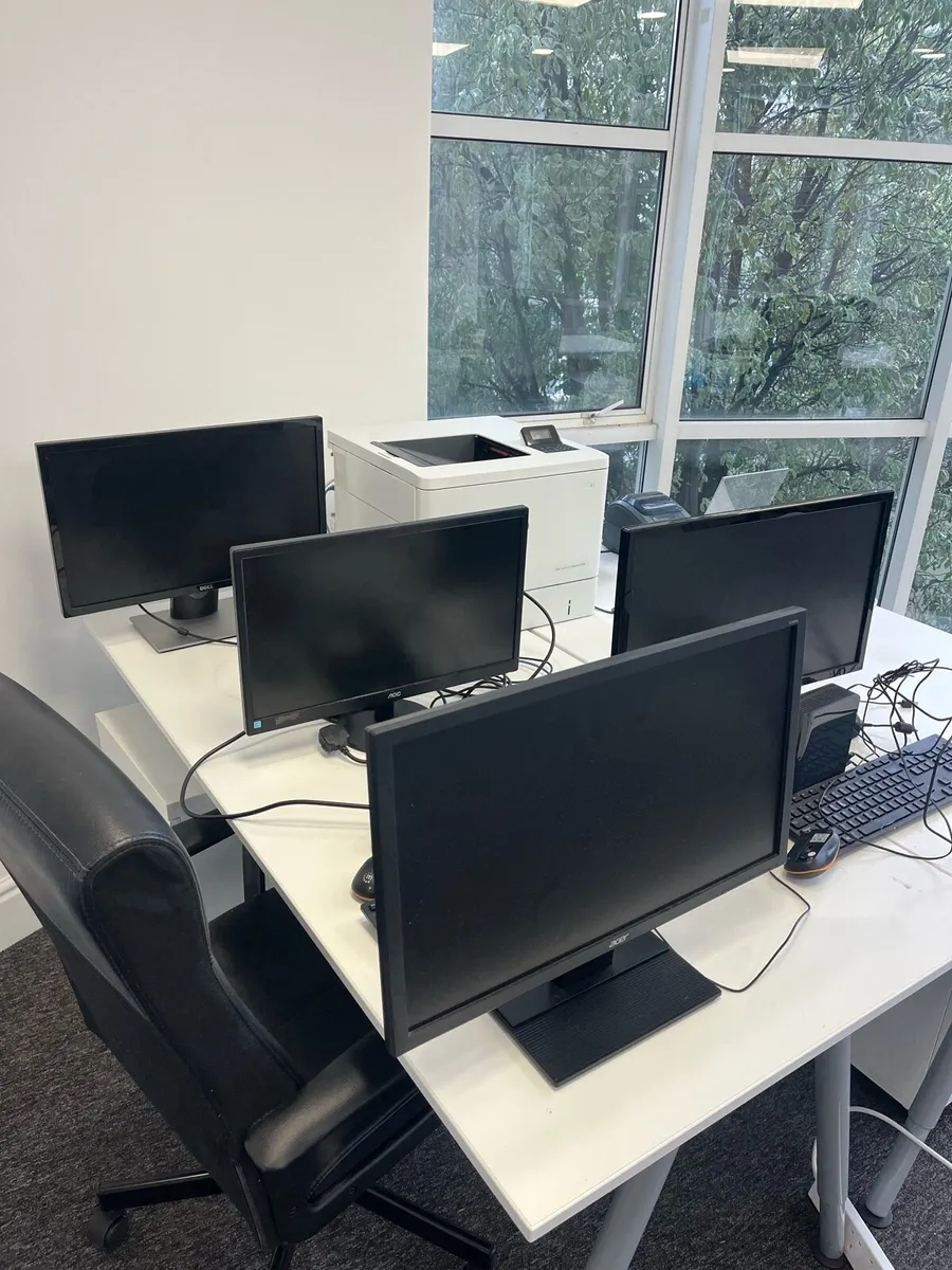 Office equipment - Image 1