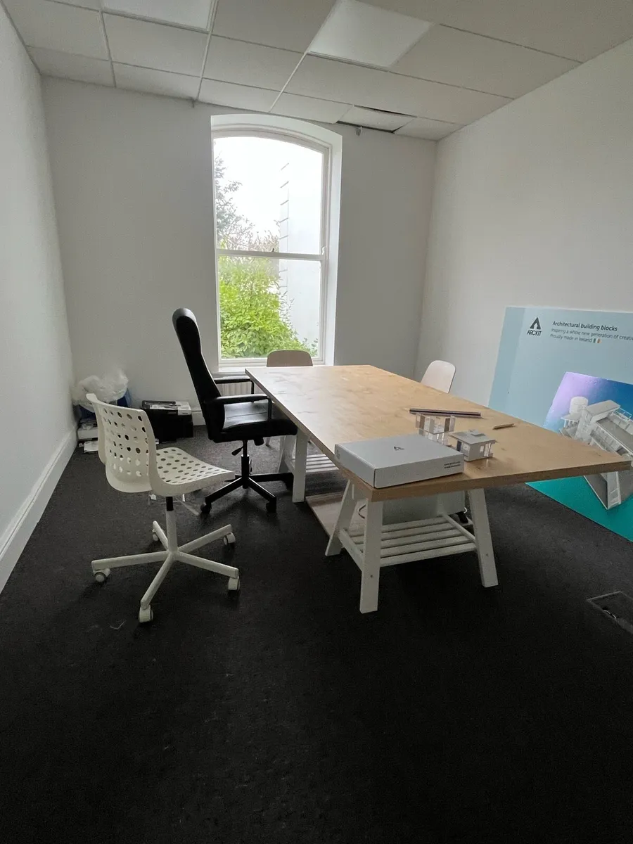 Office equipment - Image 4