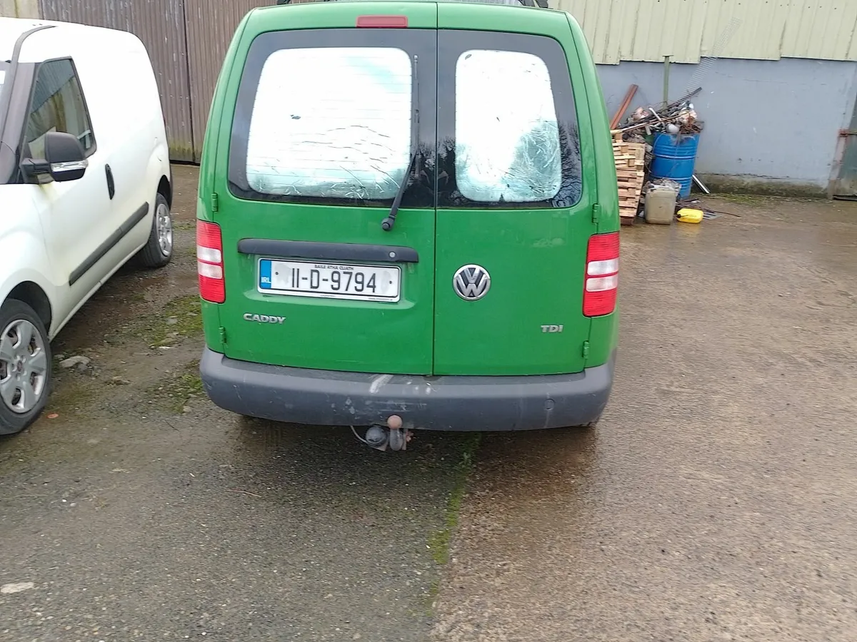 Volkswagen Caddy 2011 1.6 - Image 2