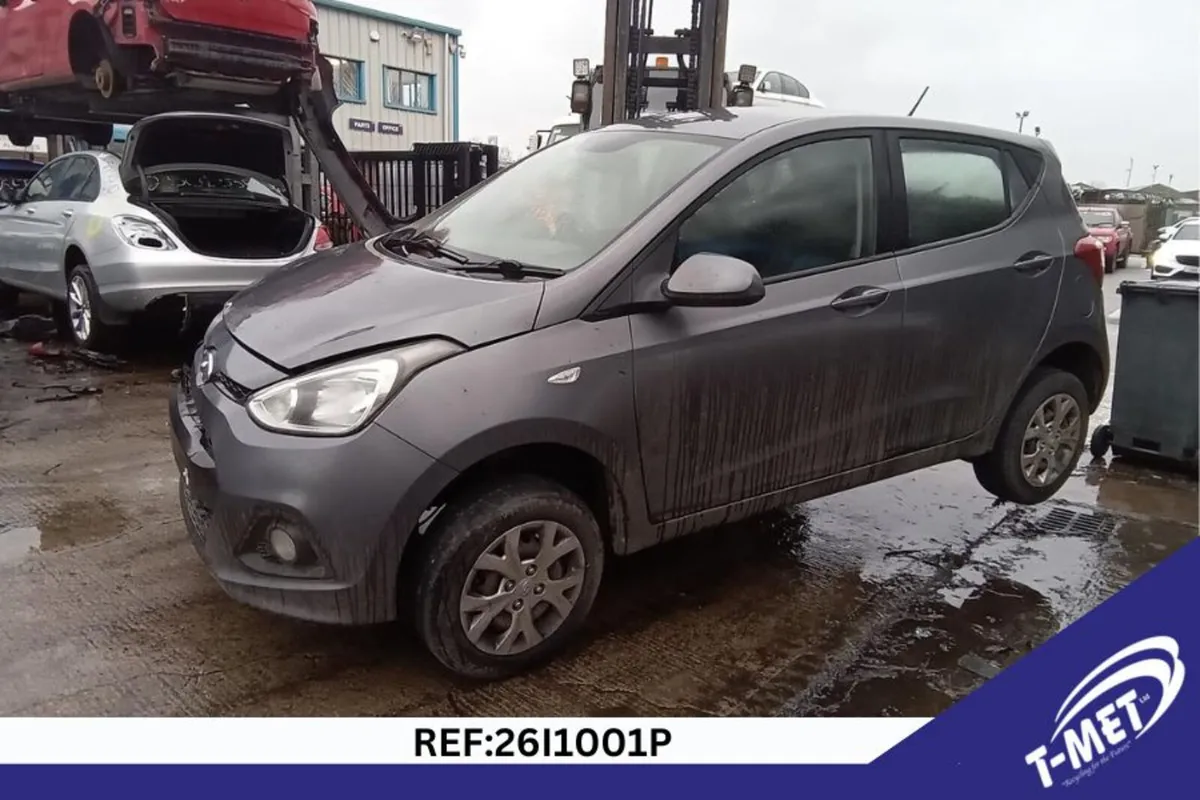 2015 HYUNDAI I10 BREAKING FOR PARTS - Image 1