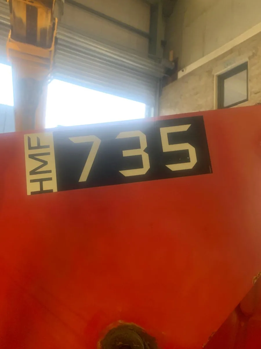 HMF 735 Crane - Image 4