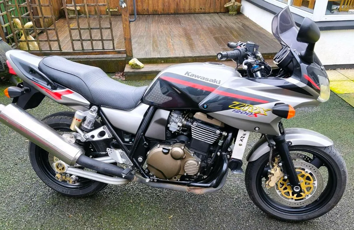 Kawasaki ZRX 1200S - Image 3