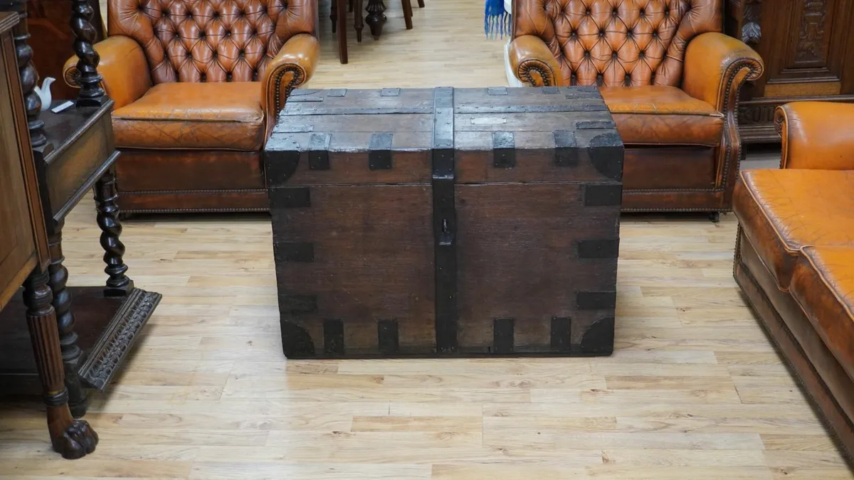 Antique Iron-Bound Oak Trunk  c.1780–1820 - Image 1