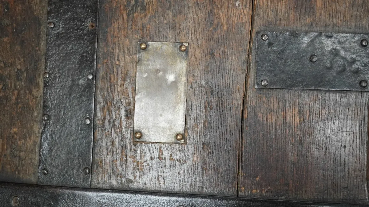 Antique Iron-Bound Oak Trunk  c.1780–1820 - Image 4