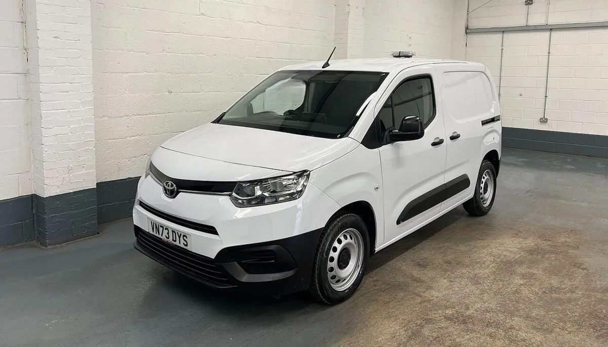 2023 Toyota PROACE CITY Small Panel Van - Image 4