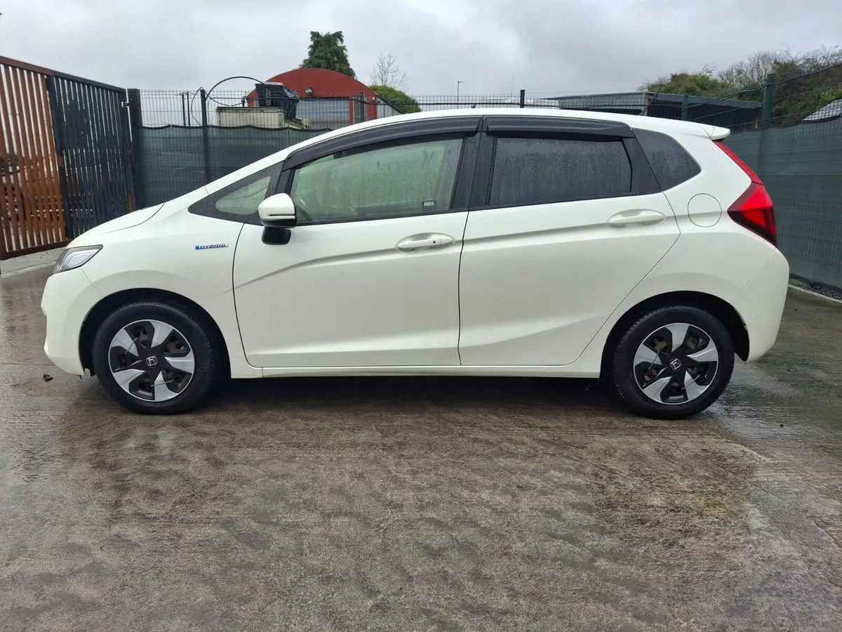 2017 Honda Fit  1.5 Hybrid  Automatic - Image 2